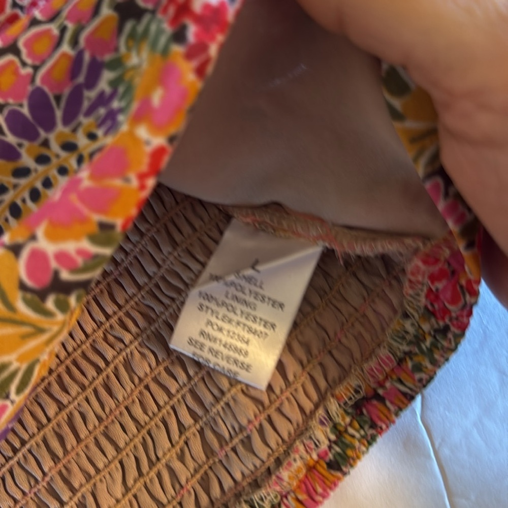 Azoe Women’s Floral Cropped Top Spaghetti straps- Size Large - Picture 9 of 10